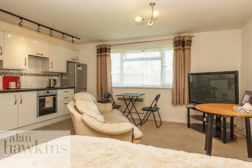 Images for Marlborough Court, Royal Wootton Bassett, SN4 EAID:ahawkins BID:125896