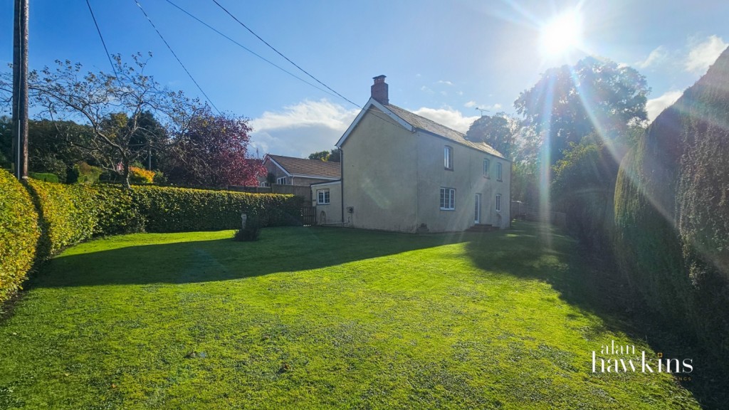 Images for Broad Town, Nr Royal Wootton Bassett, SN4 EAID:ahawkins BID:125896