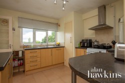 View Full Details for Greenhill, Royal Wootton Bassett SN4 8 - EAID:11742, BID:1