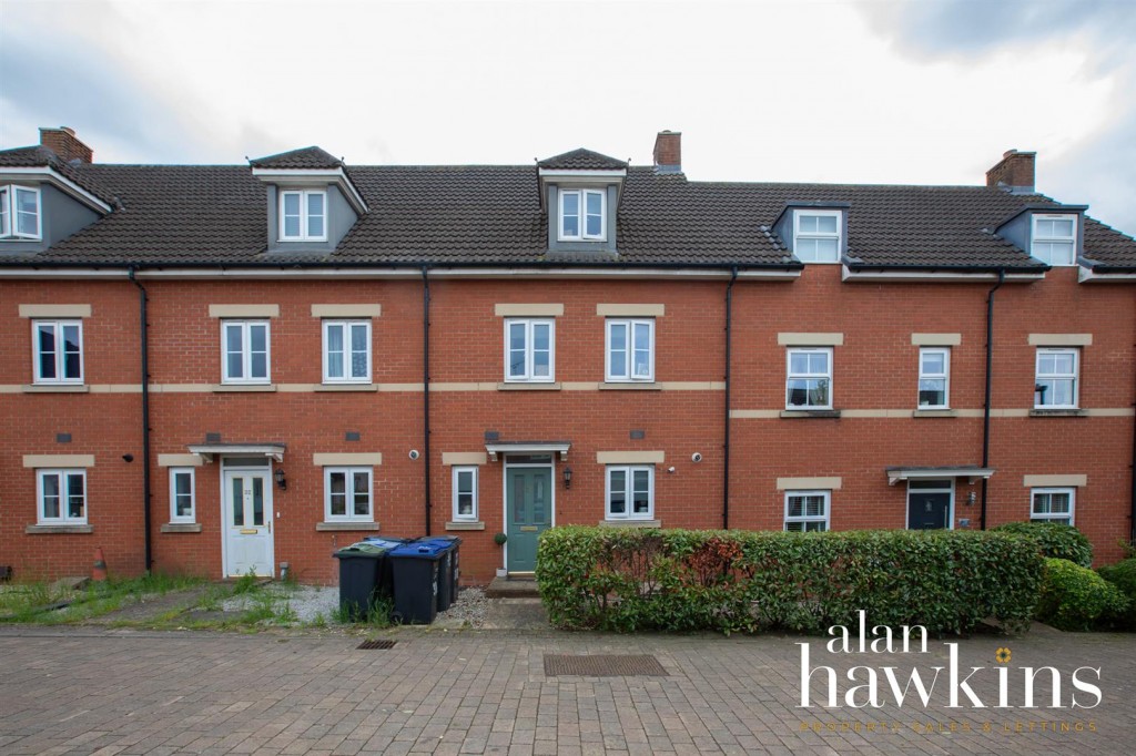 Images for Hart Close, Royal Wootton Bassett SN4 7 EAID:11742 BID:1