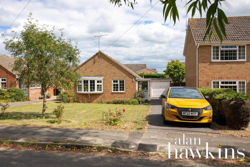 Images for Kingsley Avenue, Royal Wootton Bassett EAID:11742 BID:1