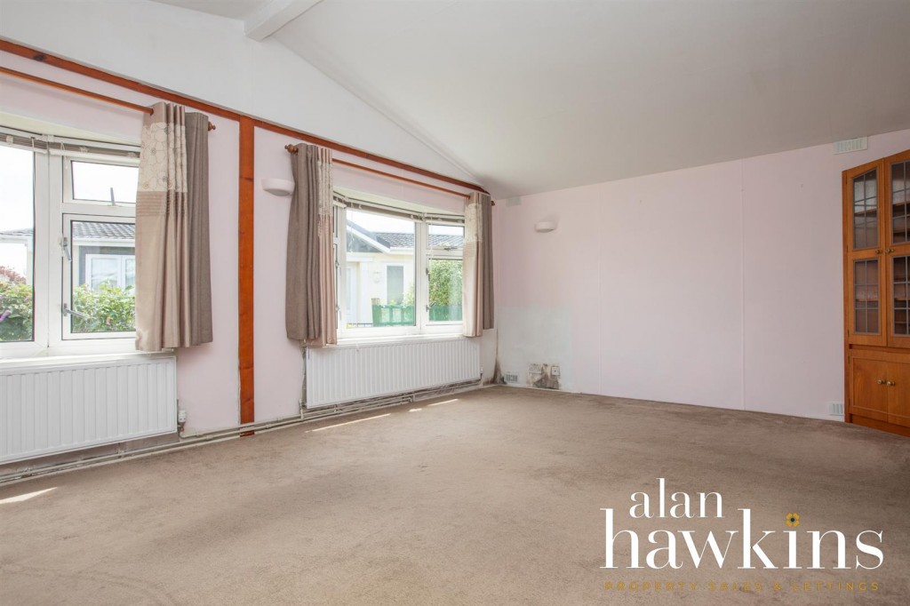 Images for Lillybrook Estate, Lyneham Chippenham SN15 4 EAID:11742 BID:1