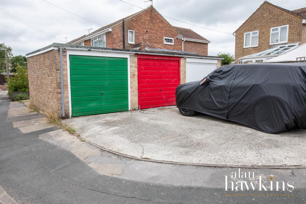 Images for Shakespeare Road, Royal Wootton Bassett EAID:11742 BID:1