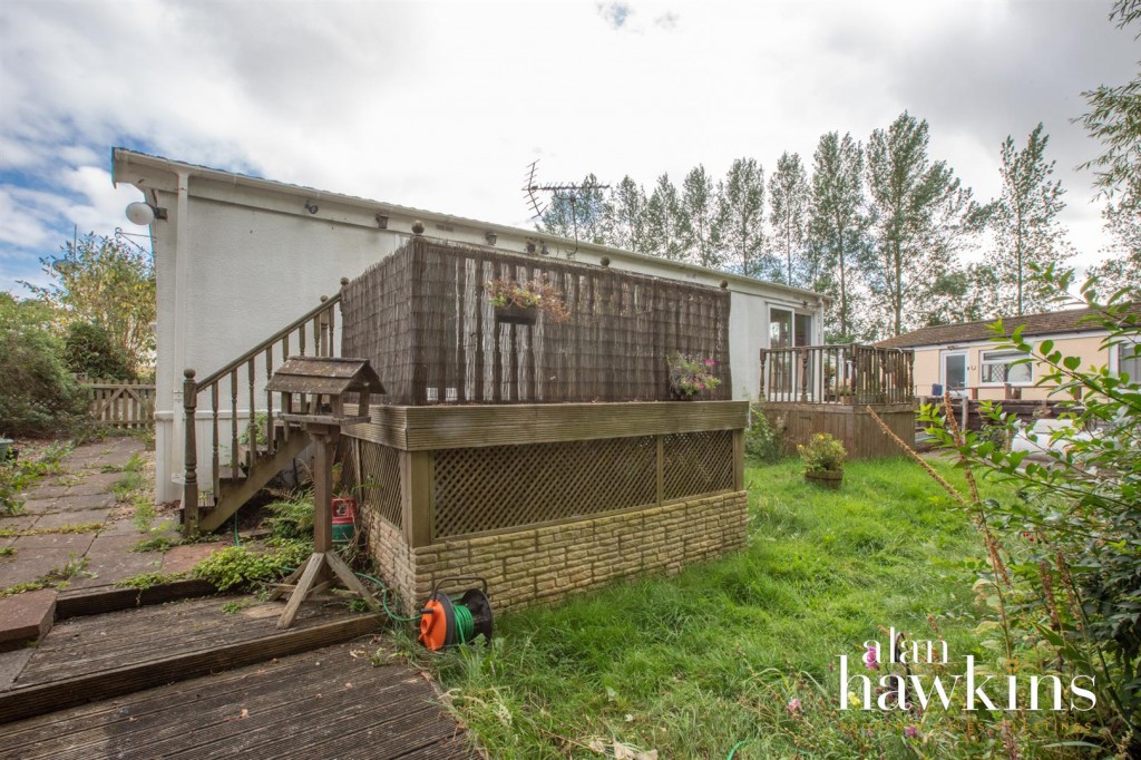 Images for Bungalow Caravan Park, Bradenstoke SN15 EAID:11742 BID:1