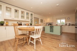 View Full Details for Wiltshire Crescent, Royal Wootton Bassett - EAID:11742, BID:1