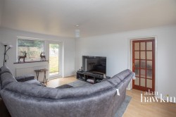 View Full Details for Westbury Park, Royal Wootton Bassett - EAID:11742, BID:1