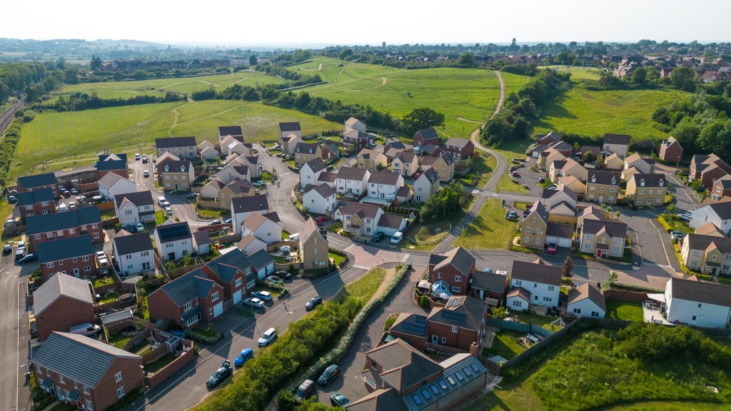 Images for Rail Road Lane, Royal Wootton Bassett EAID:11742 BID:1