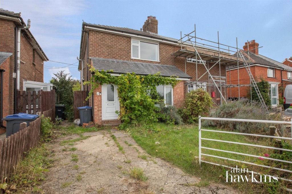 Images for Springfield Crescent, Royal Wootton Bassett SN4 7 EAID:11742 BID:1