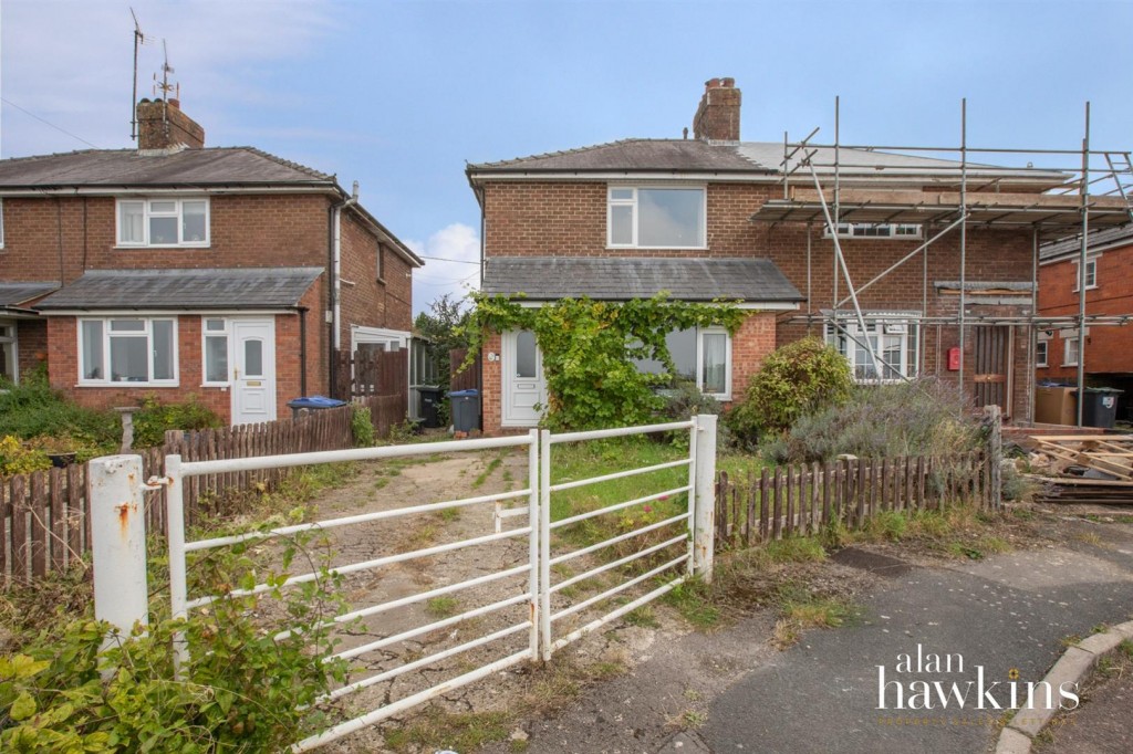 Images for Springfield Crescent, Royal Wootton Bassett SN4 7 EAID:11742 BID:1