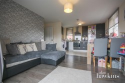 View Full Details for Cloatley Crescent, Royal Wootton Bassett SN4 7 - EAID:11742, BID:1