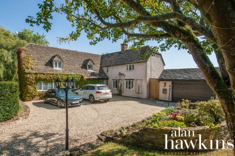 Hook Street, Nr. Royal Wootton Bassett - EAID:11742, BID:1