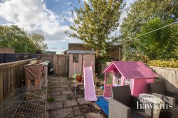 View Full Details for Blackthorn Close, Royal Wootton Bassett SN4 7 - EAID:11742, BID:1