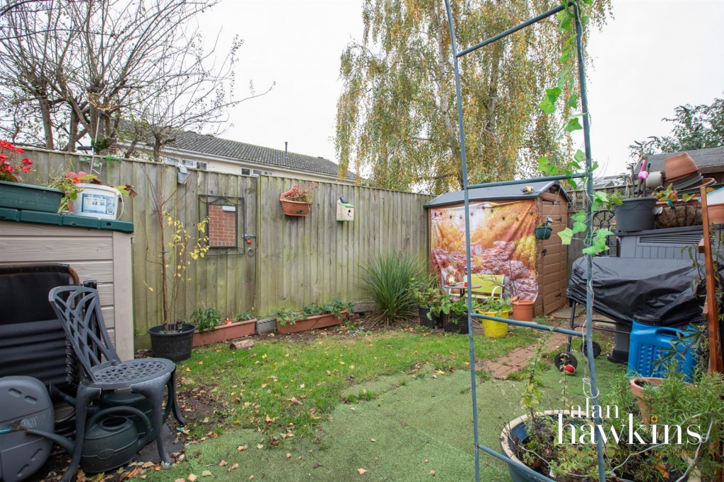 Images for Sycamore Close, Lyneham SN15 EAID:11742 BID:1