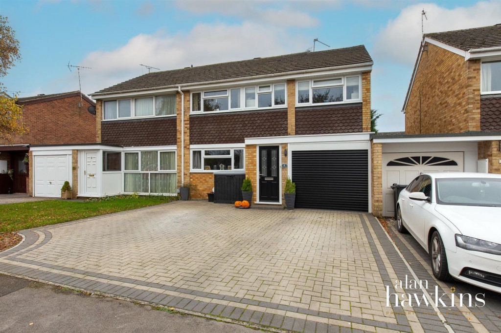 Images for Aspen Close, Royal Wootton Bassett EAID:11742 BID:1