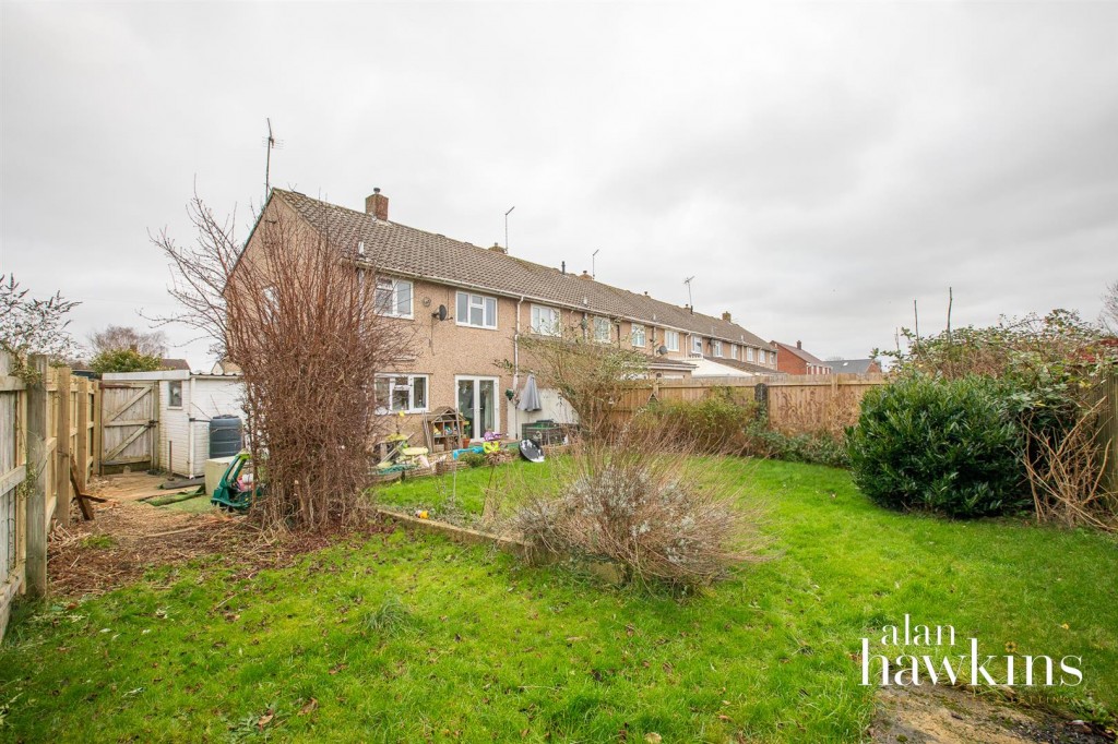 Images for Argosy Road, Lyneham EAID:11742 BID:1